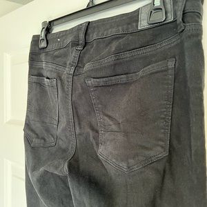 AMERICAN EAGLE nexxt level begging ripped knees black